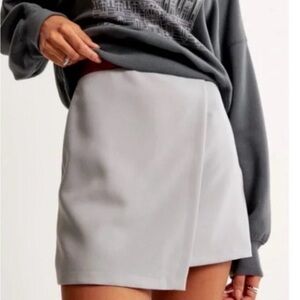 Abercrombie & Fitch Light Gray Skirt